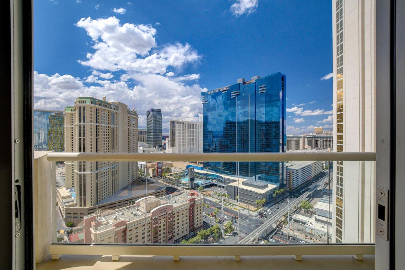 Msg Sphere View At Mgm Signature Studio Deluxe Las Vegas Exterior photo